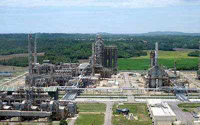 Nhà máy lọc dầu Dung Quất sẽ tiếp tục được mở rộng.